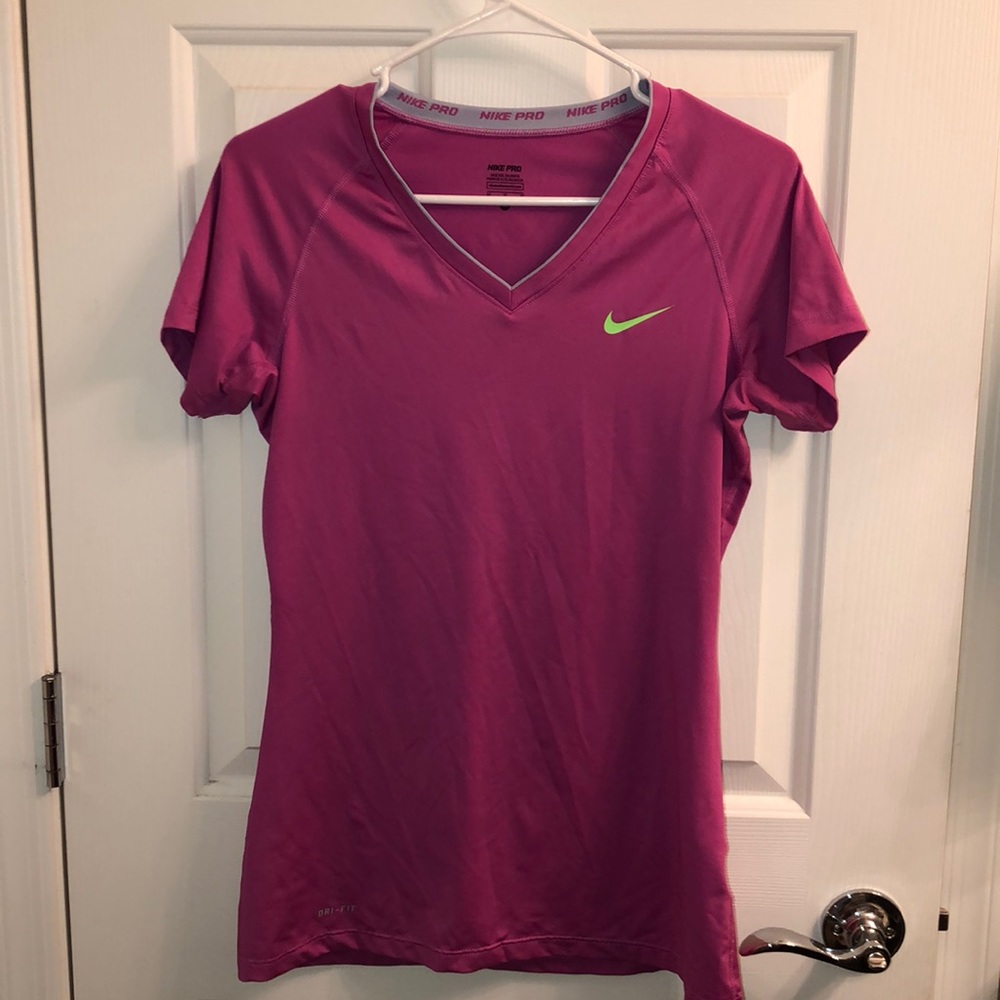 Nike T-shirt